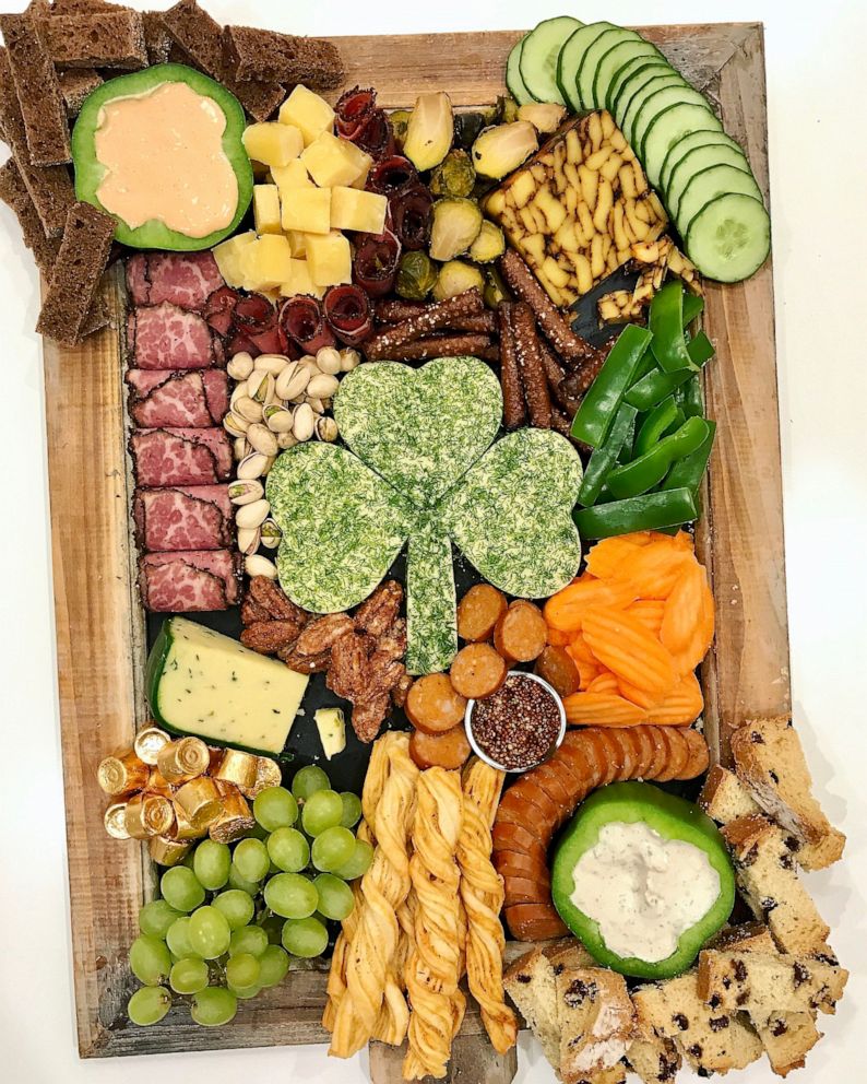PHOTO: A St. Patrick's Day snacking board.