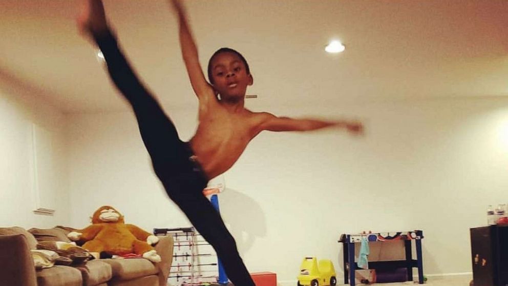 boy-choreographs-ballet-recital-for-himself-and-his-sister-with-studios-performance-postponed-by-pandemic