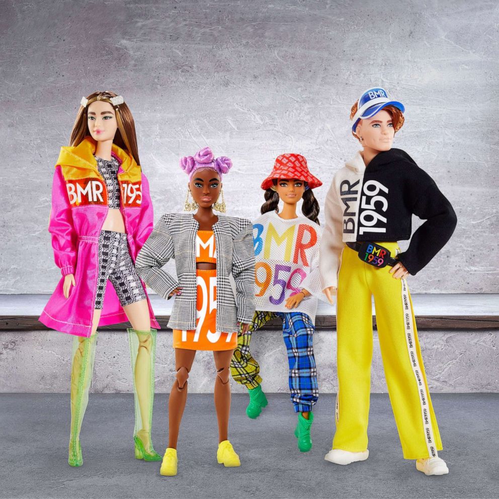The mod girls are manifesting fall early while I melt 🍂 : r/Barbie