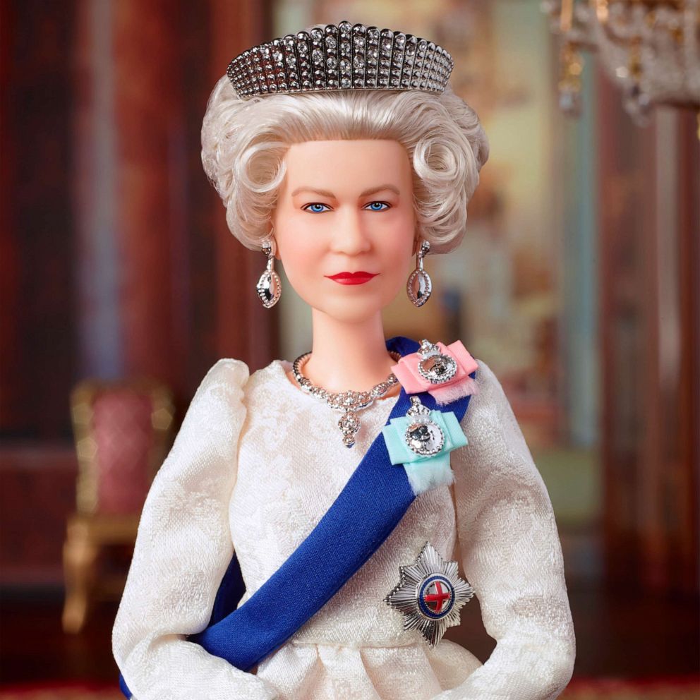 Queen elizabeth store barbie doll