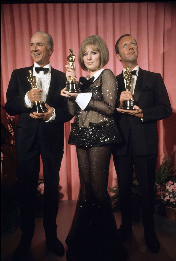 PHOTO: In this April 14, 1969, file photo, Jack Albertson, Barbra Streisand and Anthony Harvey pose with their Oscars at the 41st Academy Awards.
