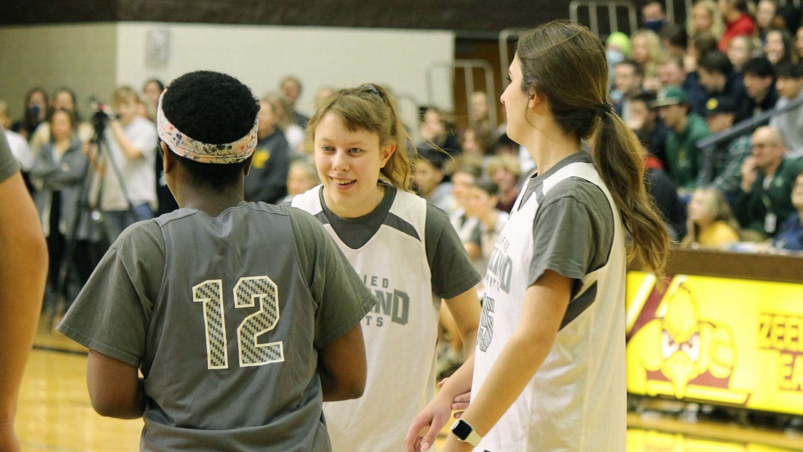 PHOTO: Zeeland East High School student Jules Hoogland sunk a free throw in a basketball game, March 22, 2022, in Zeeland, Mich.