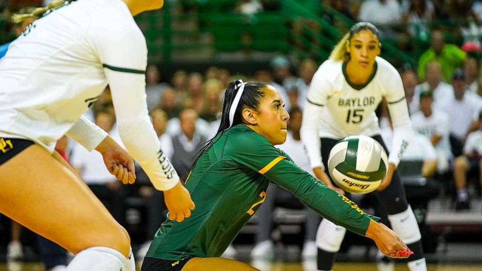 PHOTO:  Lauren Briseño is a sophomore volleyball player at Baylor University.