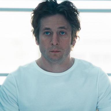 PHOTO: Jeremy Allen White as Carmen 'Carmy' Berzatto in "The Bear" - Season 4.
