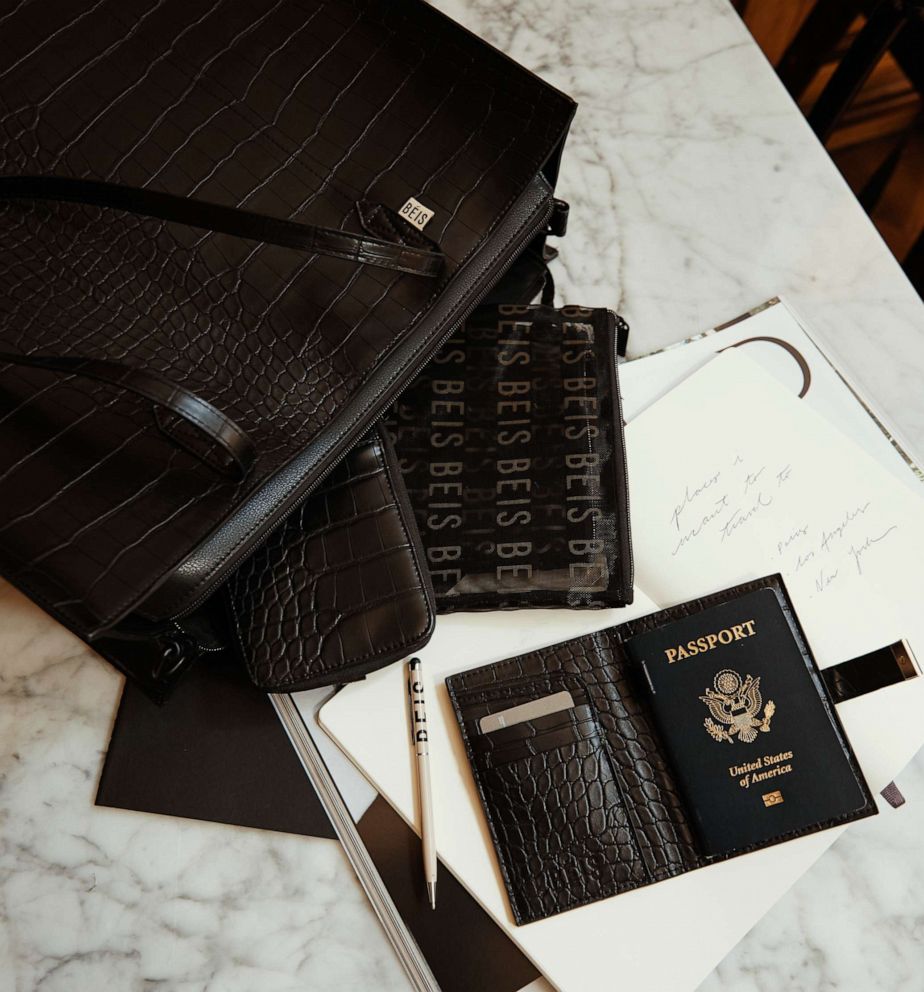 PHOTO: The Passport and Luggage Tag Set from BEIS.