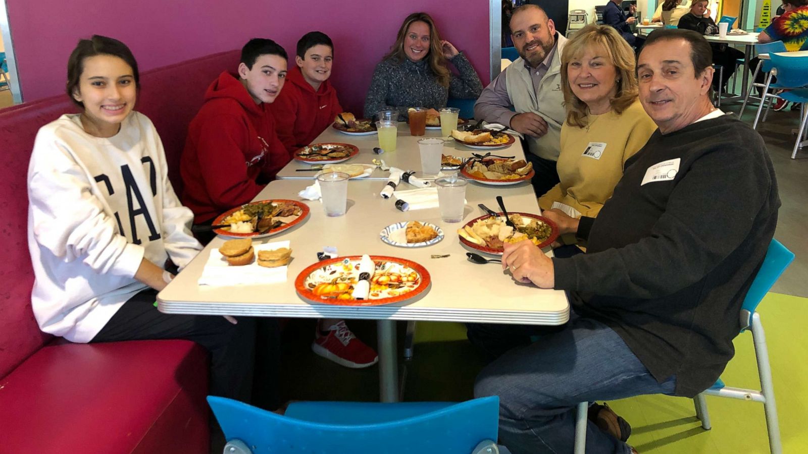 PHOTO: Bella Pacini, 14, and family celebrate Thanksgiving with an extra seat at the table to honor Bella's liver donor.