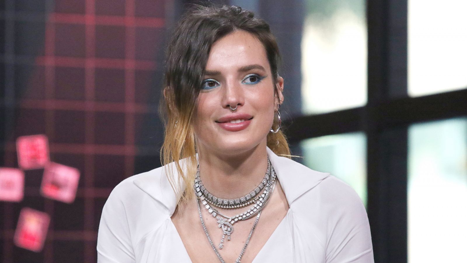 1600px x 900px - Bella Thorne shares personal photos after hacker threatens to extort her  over them - Good Morning America