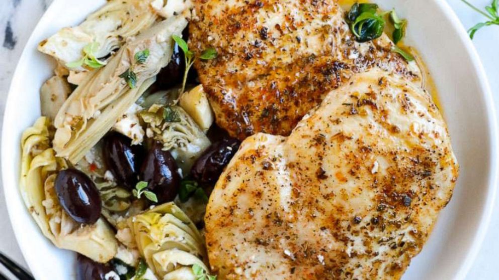 PHOTO: Greek skillet chicken can be made in 30 minutes.