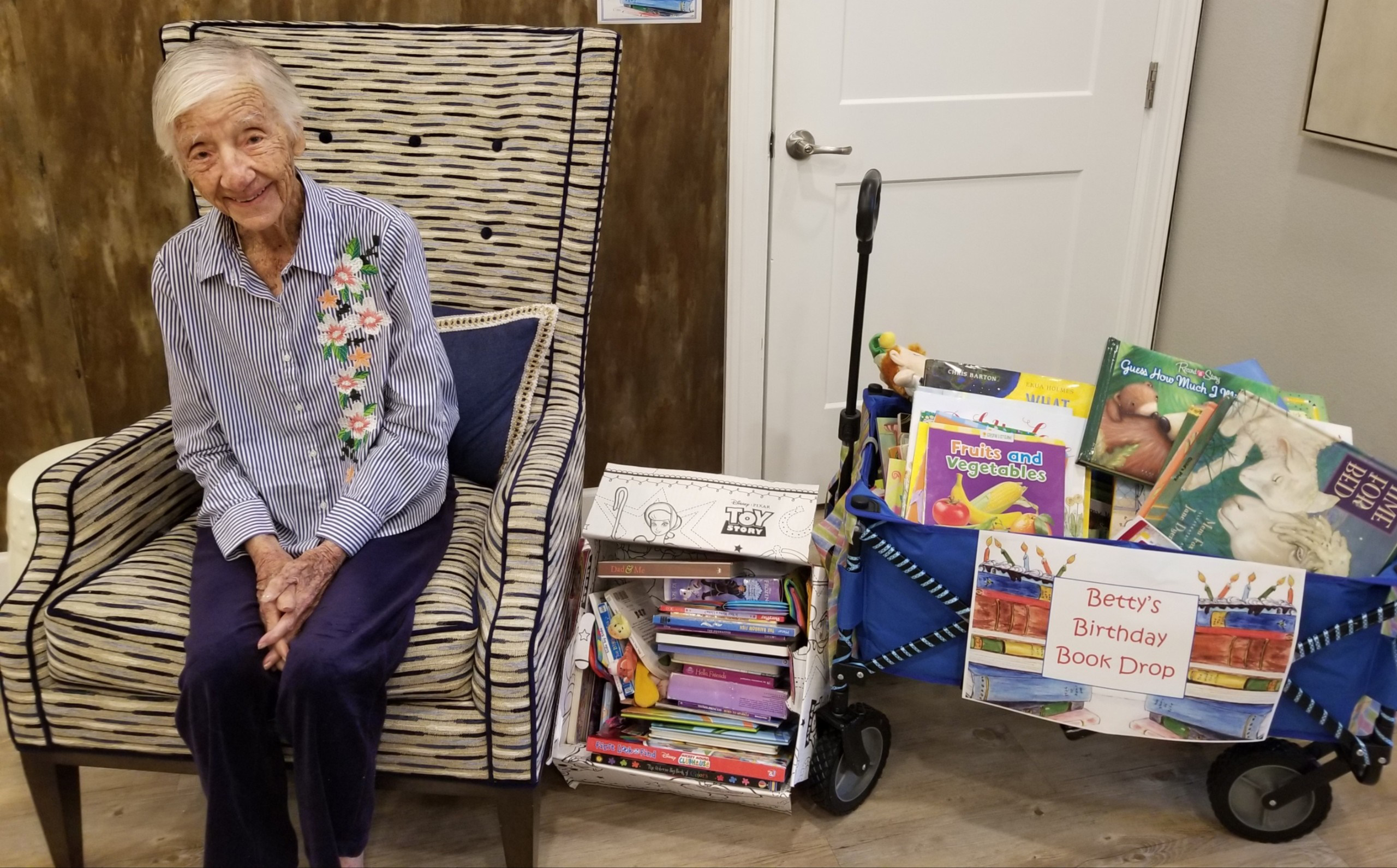 PHOTO: Betty Davis, of Buda, Texas, celebrated her 104th birthday by holding a book drive for kids.