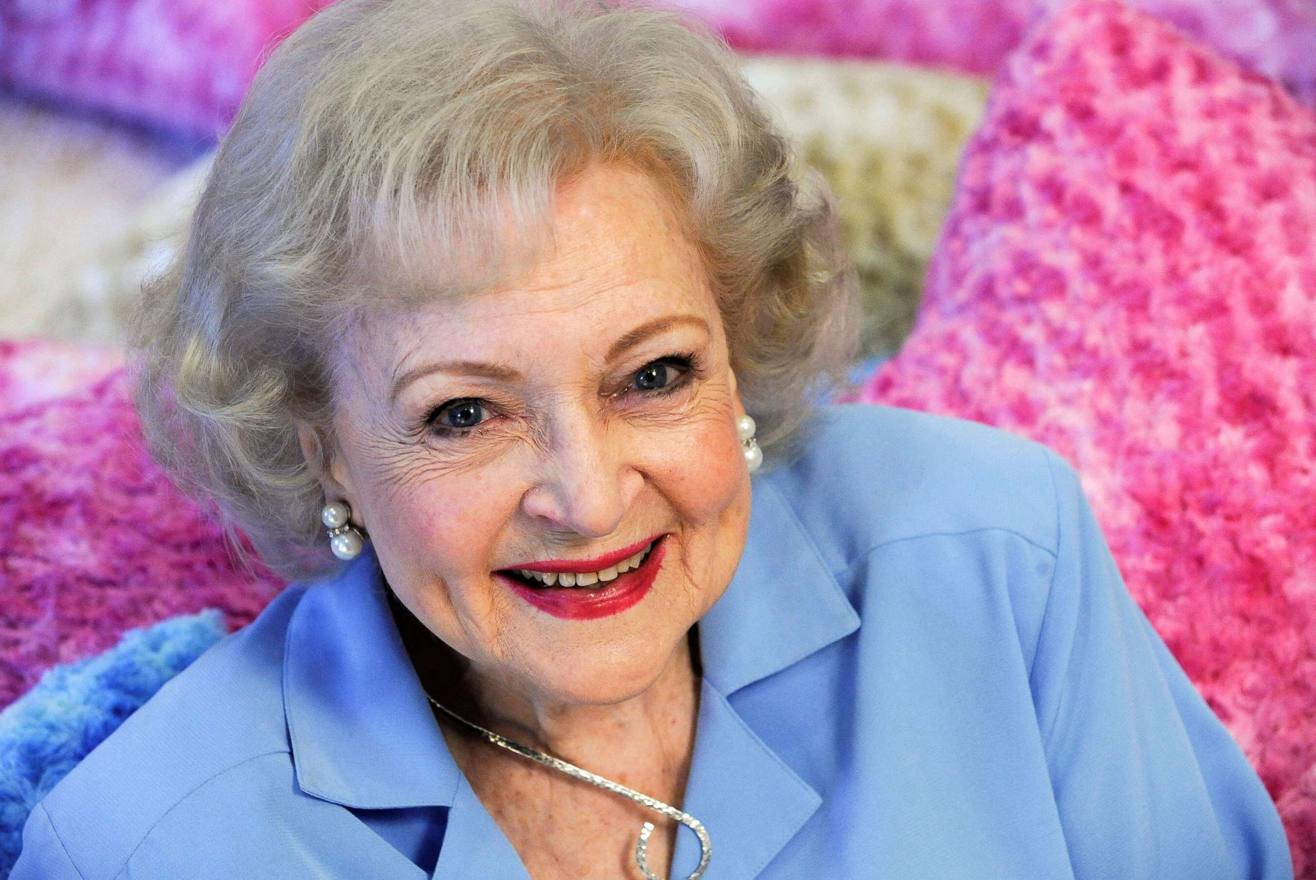 PHOTO: Actress Betty White poses for a portrait in Los Angeles, May 26, 2010.