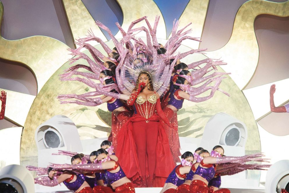 PHOTO: Beyoncé performs on stage headlining the Grand Reveal of Dubai's newest luxury hotel, Atlantis The Royal, Jan. 21, 2023, in Dubai, United Arab Emirates.
