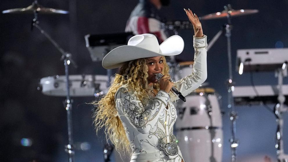 PHOTO: Beyonce performs during the halftime show of an NFL football game between the Houston Texans and the Baltimore Ravens, Dec. 25, 2024, in Houston.