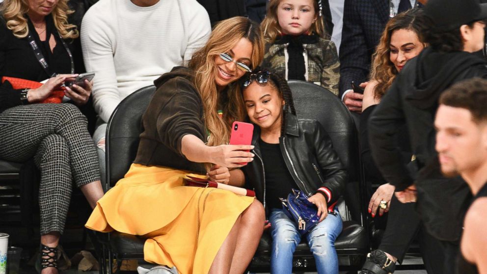 VIDEO: Beyonce and Blue Ivy wear 'Lion King'-themed costumes at annual 'Wearable Art Gala'