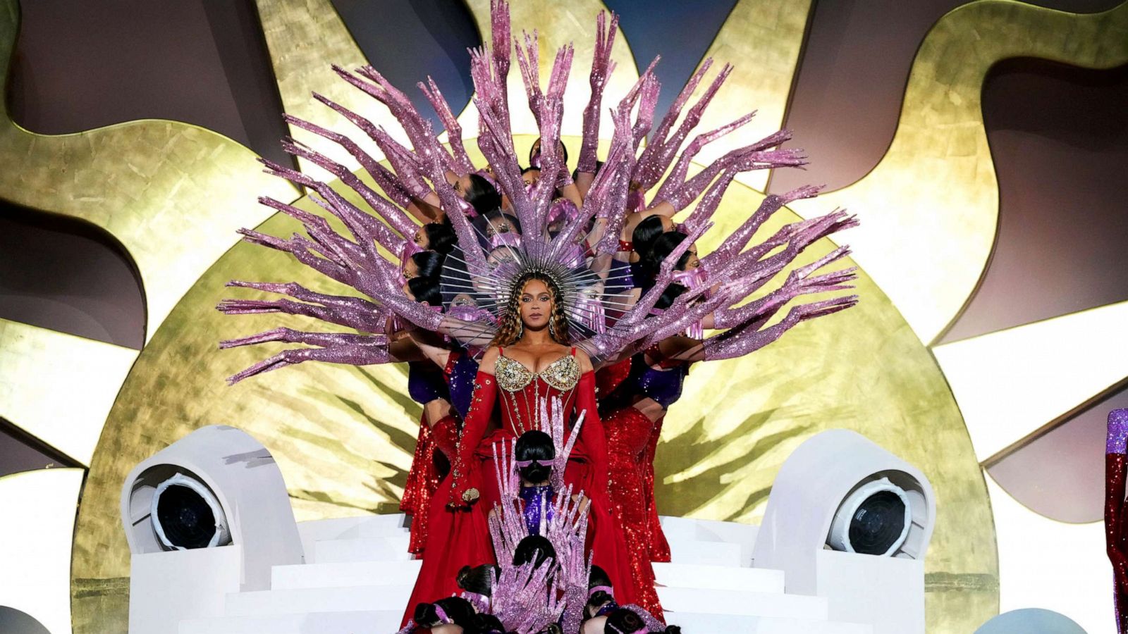 PHOTO: Beyonce performs on stage headlining the Grand Reveal of Dubai's newest luxury hotel, Atlantis The Royal on Jan. 21, 2023 in Dubai.