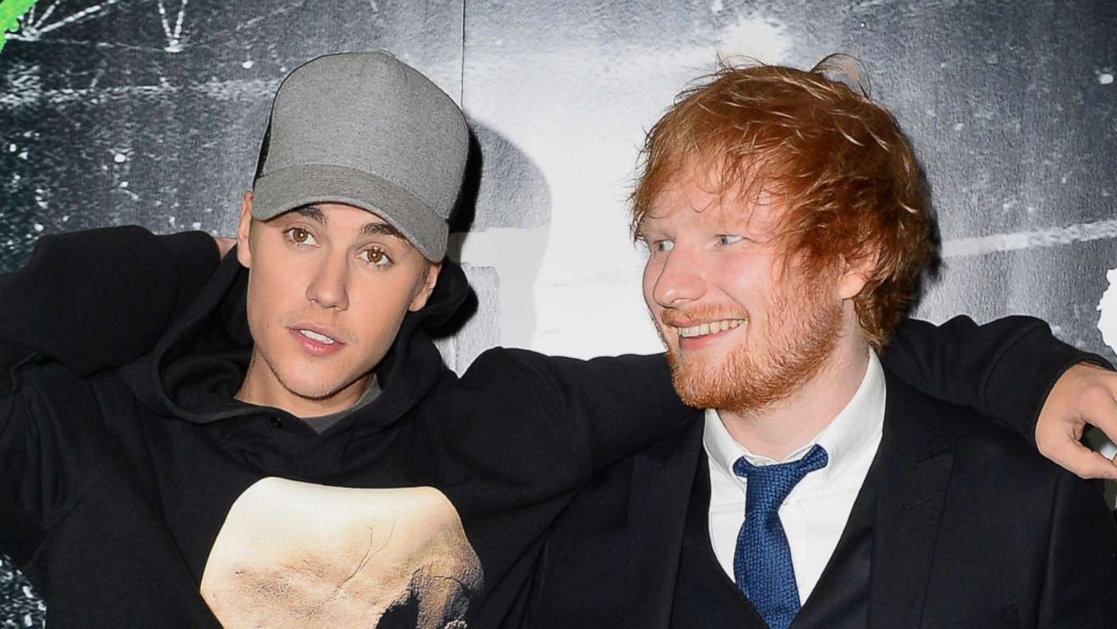 PHOTO: Justin Bieber and Ed Sheeran attend an event in London, Oct. 22, 2015.