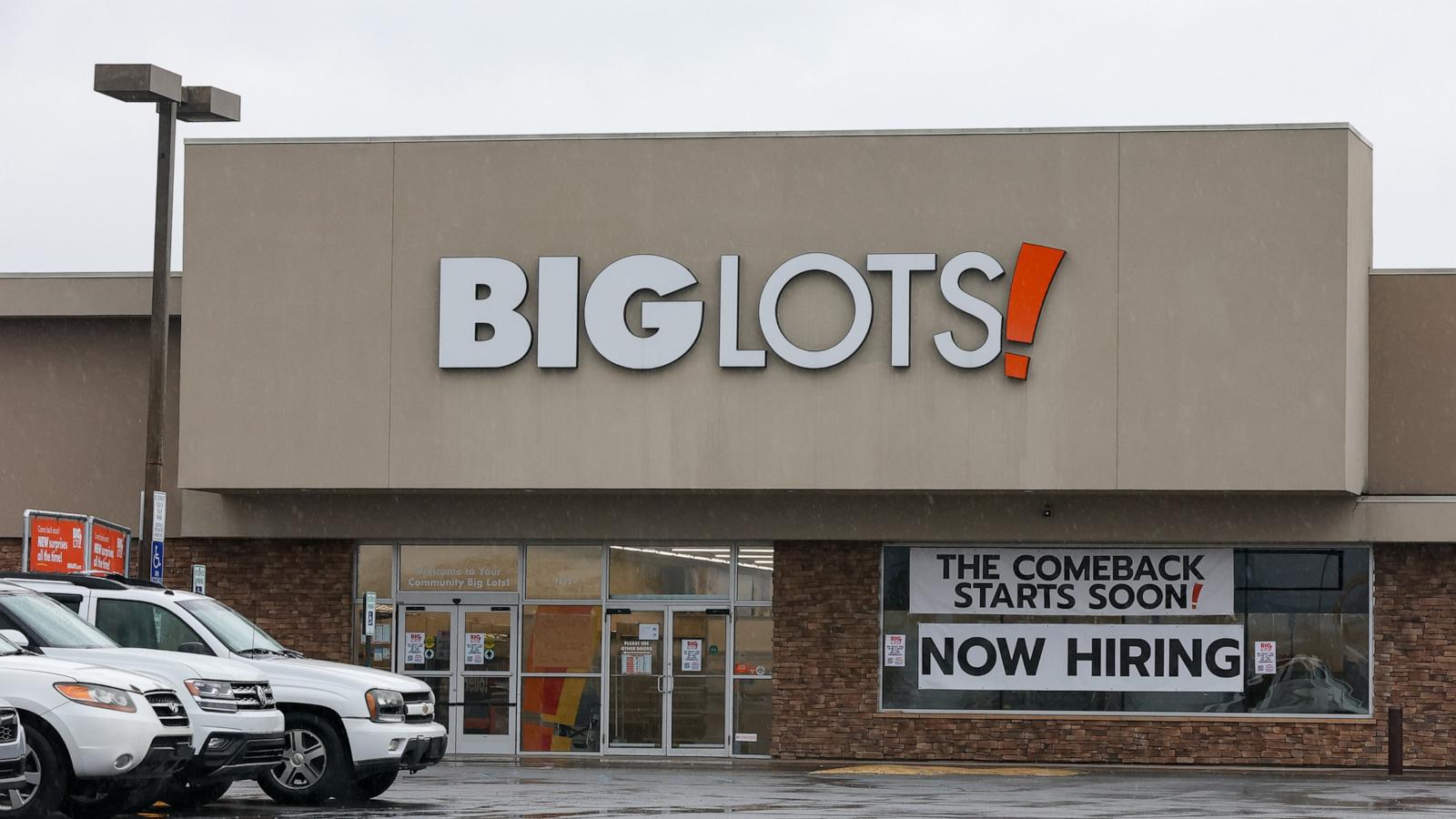 does big lots sell cigarettes I was surprised to see these boxes of candy on the shelf in Big Lots the other day Big Lots to reopen 132