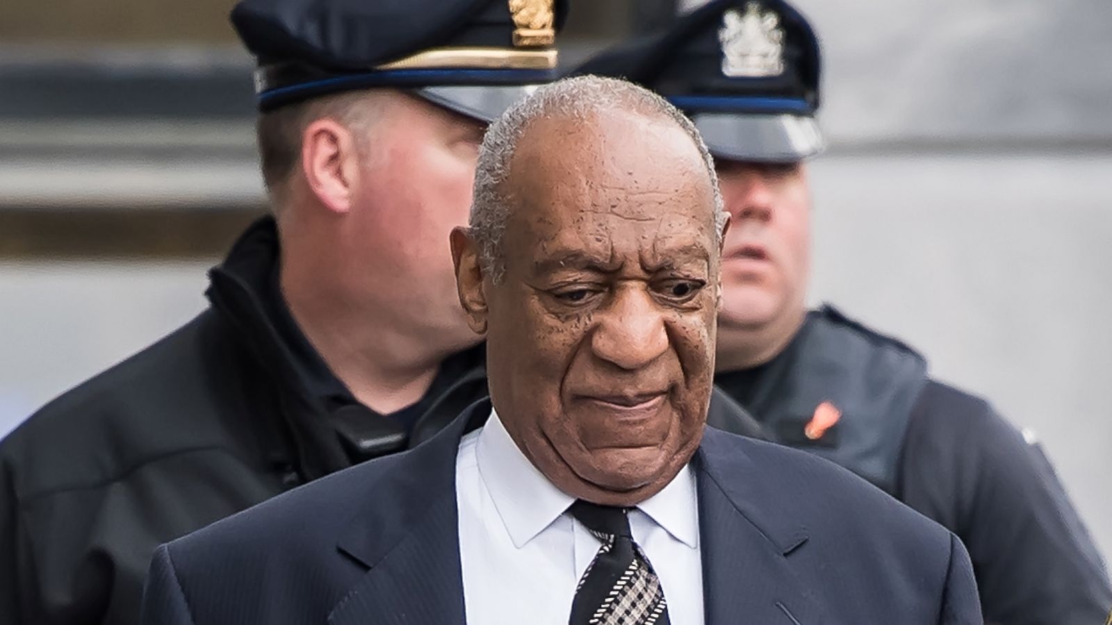 PHOTO: Bill Cosby leaves the Montgomery County Courthouse after the sixth day of his retrial for sexual assault charges on April 16, 2018 in Norristown, Pa.