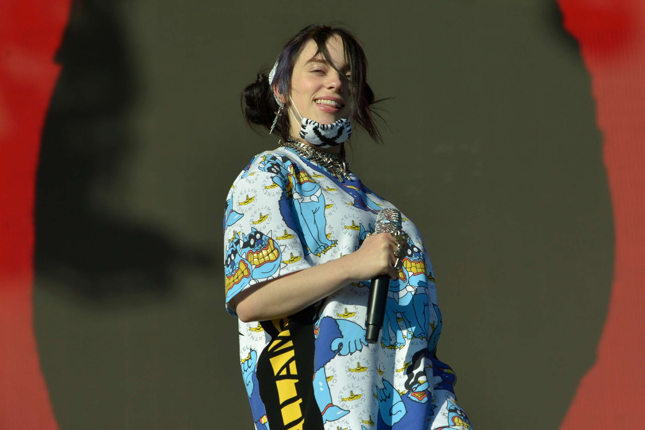 PHOTO: Billie Eilish performs live on stage during day five of Glastonbury Festival at Worthy Farm, Pilton on June 30, 2019 in Glastonbury, England.