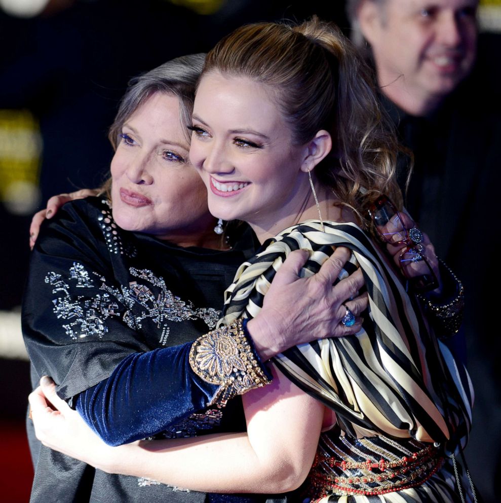 PHOTO: Carrie Fisher and her daughter Billie Lourd arrive for the premiere of "Star Wars: The Force Awakens" on Dec. 14, 2015, in Hollywood, Calif.
