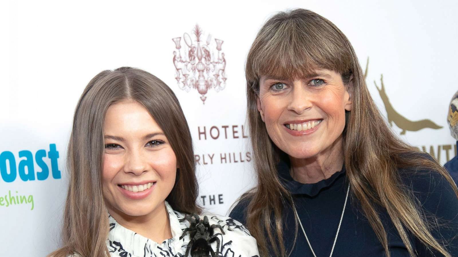 PHOTO: Bindi Irwin and Terri Irwin attend the Steve Irwin Gala Dinner on May 04, 2019 in Beverly Hills, Calif.