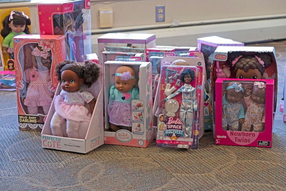 PHOTO: Students at Mary Baldwin University in Staunton, Va., donated hundreds of Black dolls to girls for Christmas.