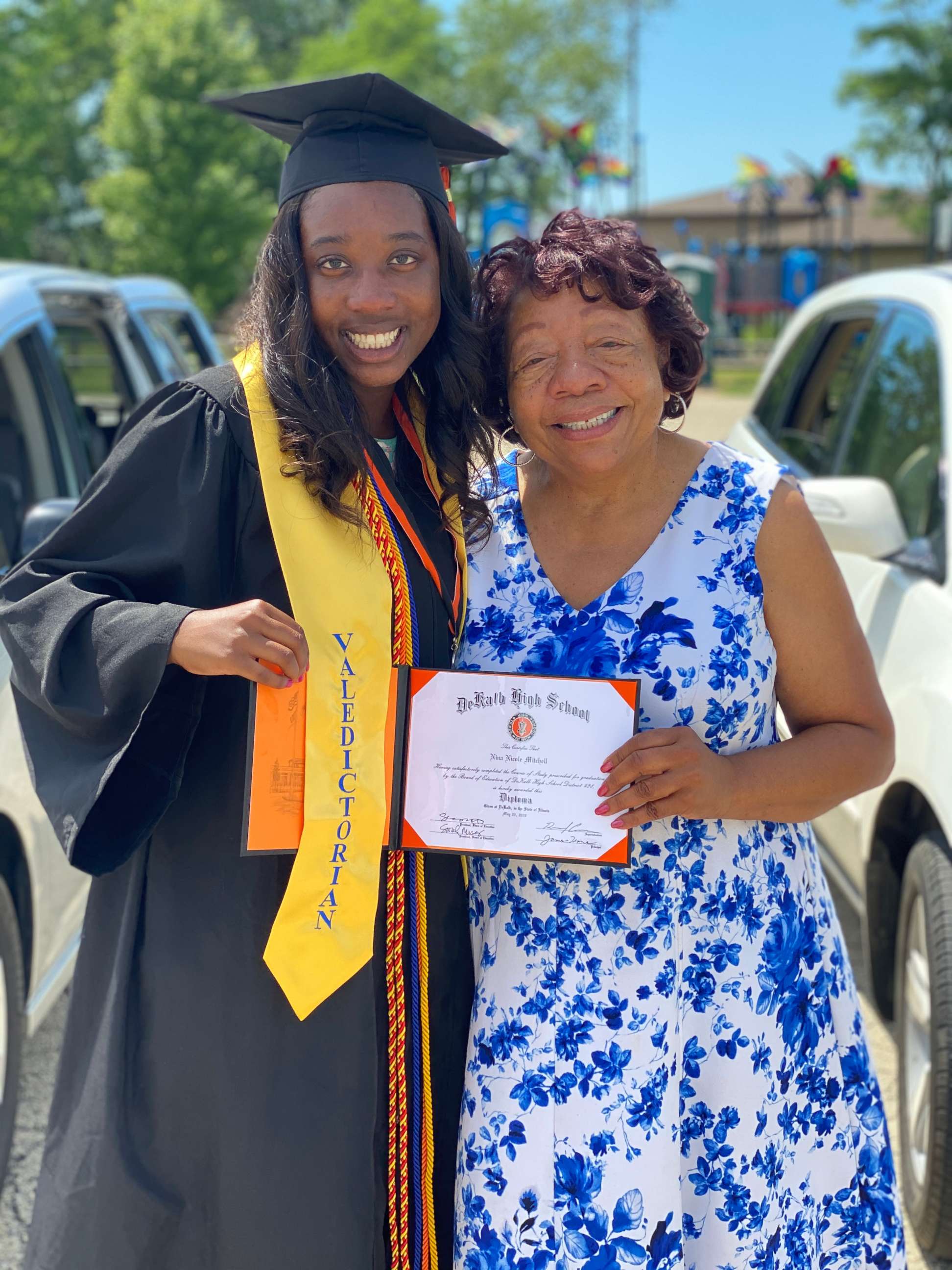 PHOTO: Nina Mitchell, 17, valedictorian of DeKalb High School in DeKalb, Illinois, stands with her grandmother, Pearlene Carter, 75, was also a valedictorian representing Walker High School's class of 1959 in Coldwater, Mississippi.