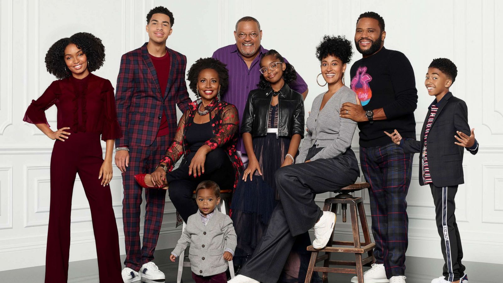 PHOTO: BLACK-ISH - ABC's "black-ish" stars Yara Shahidi, Marcus Scribner, Jenifer Lewis, Austin and Berlin Gross, Laurence Fishburne, Marsai Martin, Tracee Ellis Ross, Anthony Anderson, and Miles Brown.