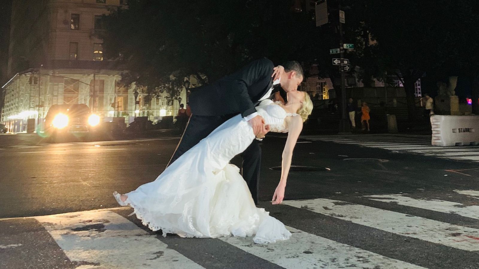 PHOTO: Craig Silverstein and Amy Rosenthal got married in New York City even though the power went out on July 13, 2019.