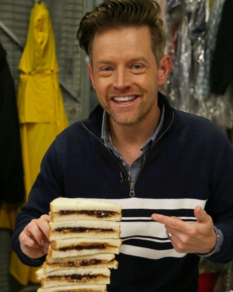 PHOTO: Chef Richard Blais shares tips with "GMA" to what makes the best PB&J.