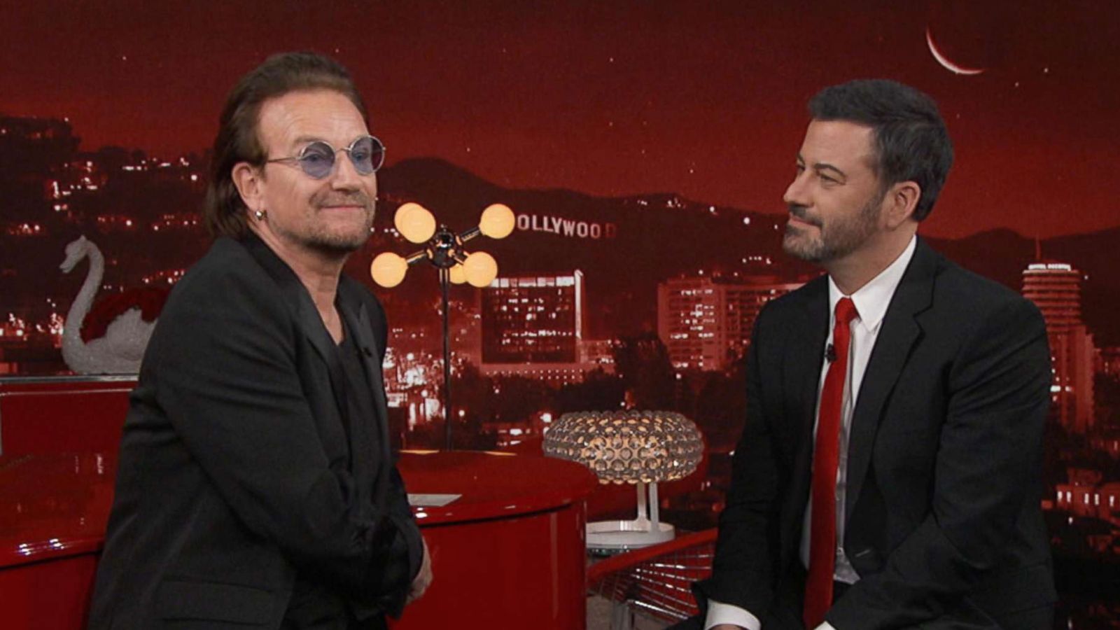 PHOTO: Bono talks with Jimmy Kimmel for annual (RED) benefit show on ABC, Nov. 19, 2018.