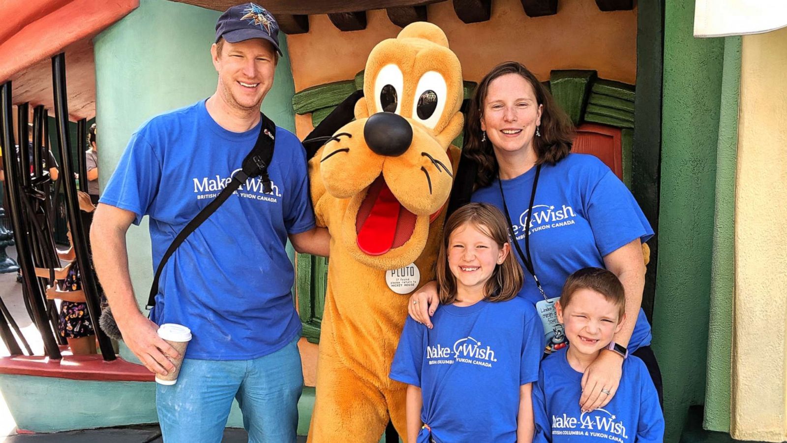 PHOTO: Six-year-old cancer survivor Linden Bradley went to Disneyland with his family on Friday, September 20, thanks to Make-A-Wish.