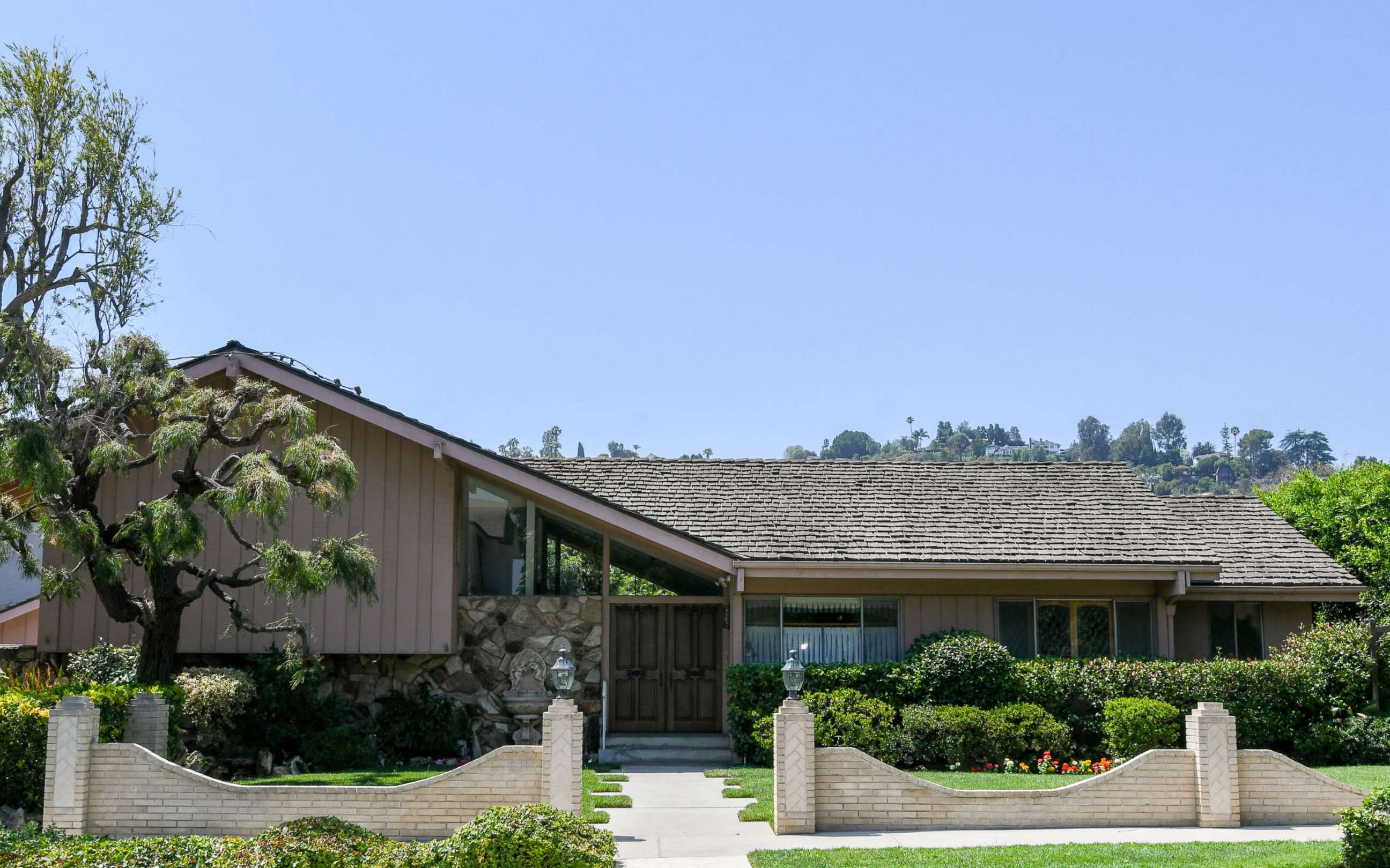 PHOTO: The house used in the American sitcom "The Brady Bunch,"  July 19, 2018, in Los Angeles.