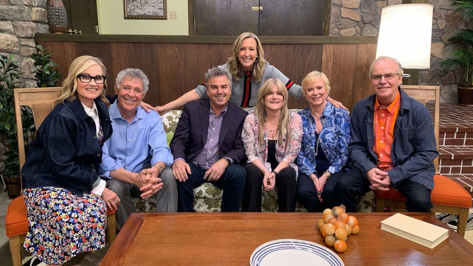 PHOTO: All six of the "Brady Bunch" children are reuniting for a groovy unveiling of the newly renovated Brady home.