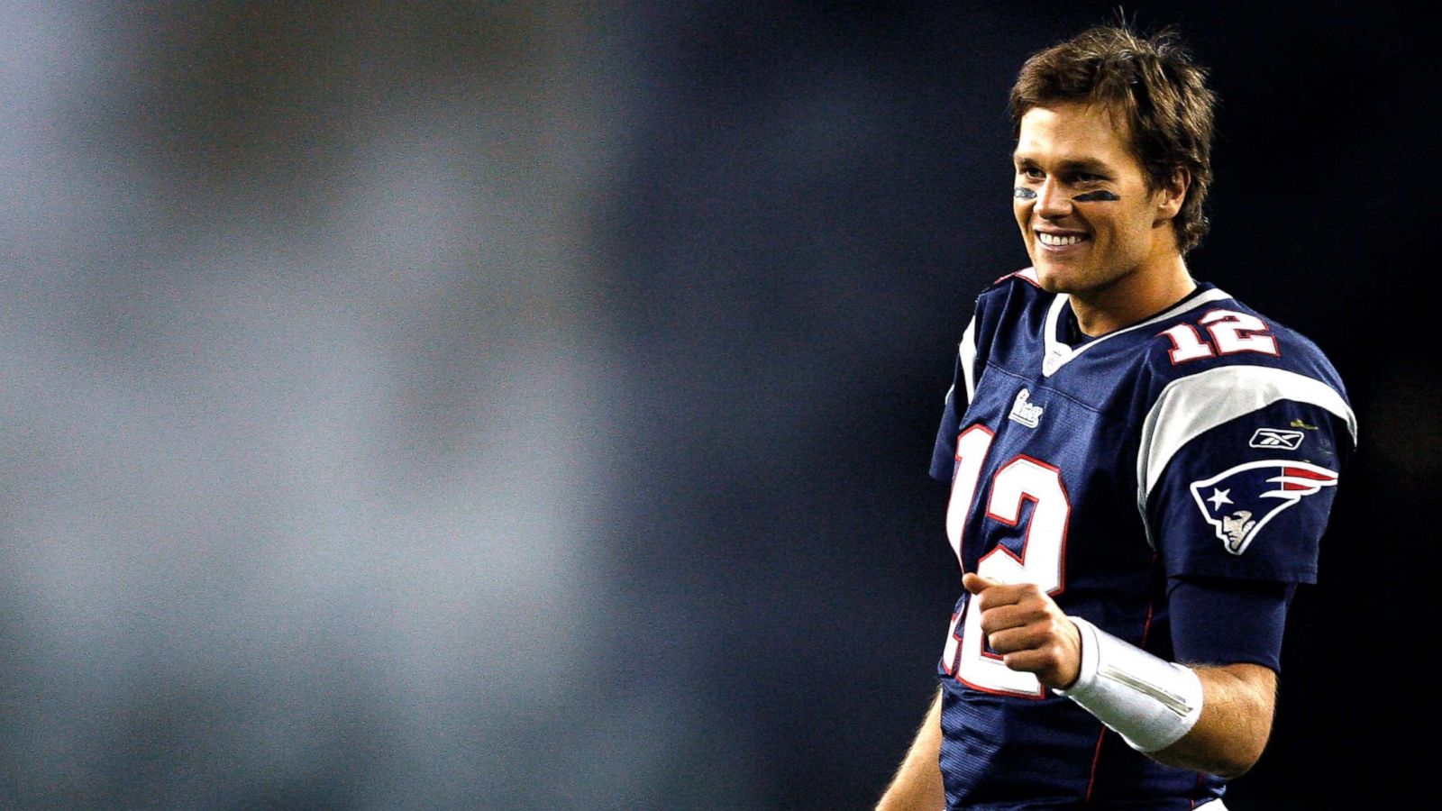 Patriots quarterback Tom Brady's secret weapon? His body coach, Alex  Guerrero