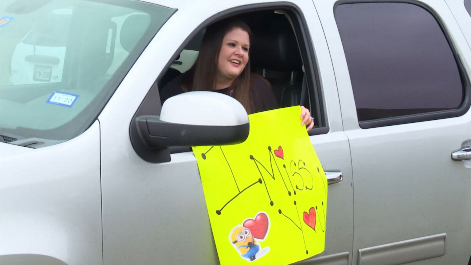 PHOTO: Brandy Hurtado, a multi-level educator at W.O. Gray Elementary School in Balch Springs, Texas, visiting one of her students from her car amid the coronavirus pandemic.