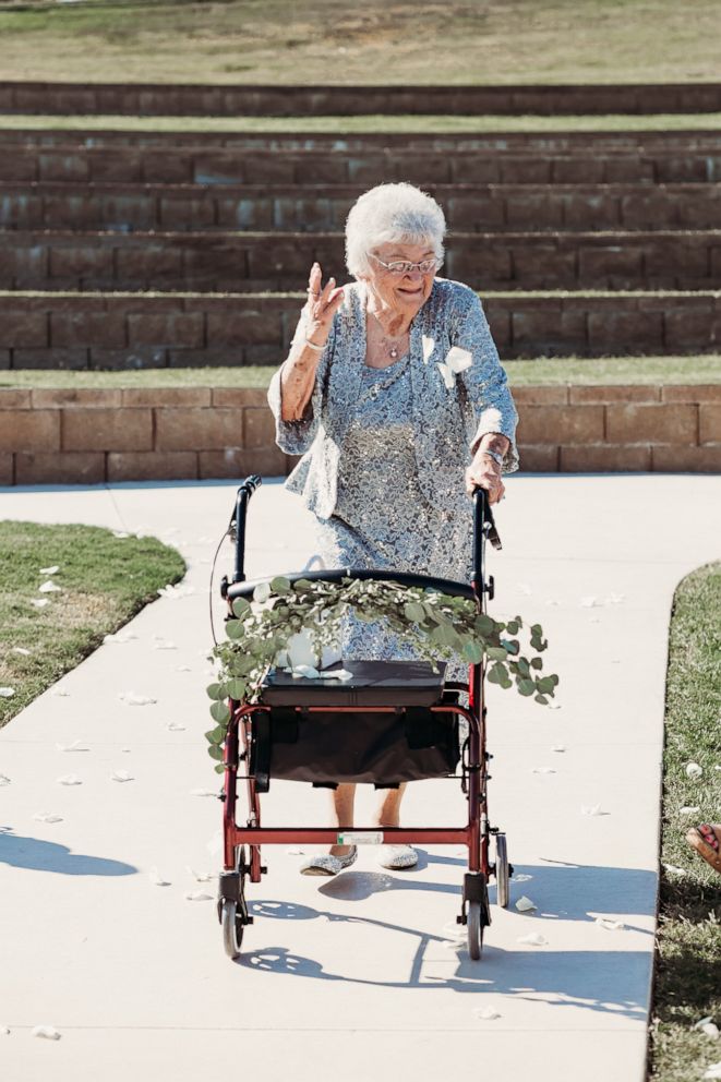 PHOTO: Kathleen Brown walks down the aisle at her great-granddaughter's wedding in Tennessee.