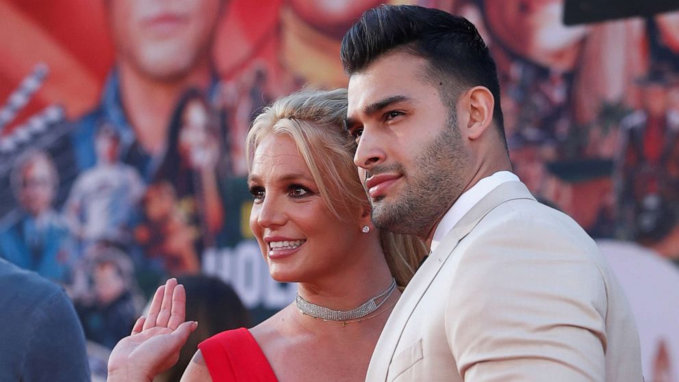VIDEO: Britney Spears gets engaged
