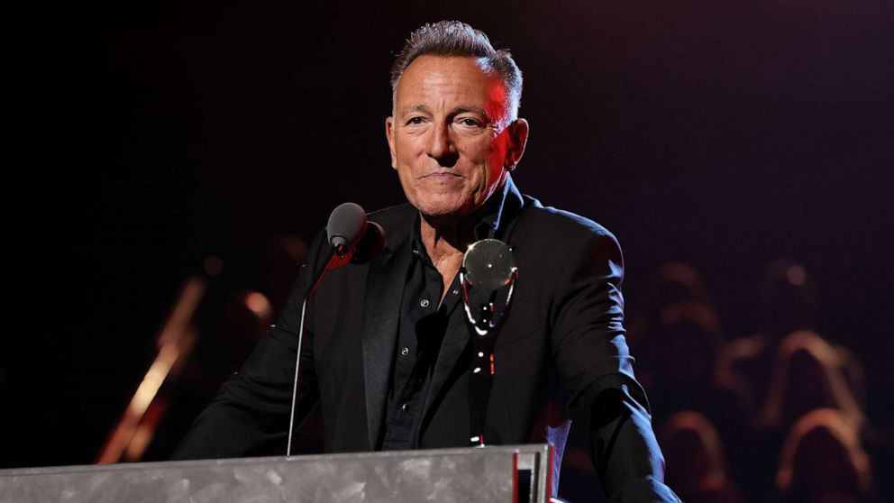 springsteen tour delay