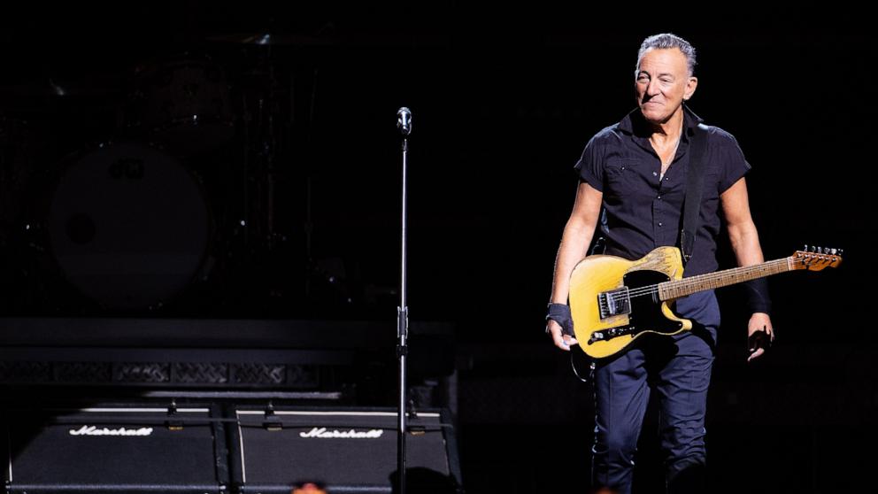 VIDEO: Bruce Springsteen and the E Street Band are back on tour