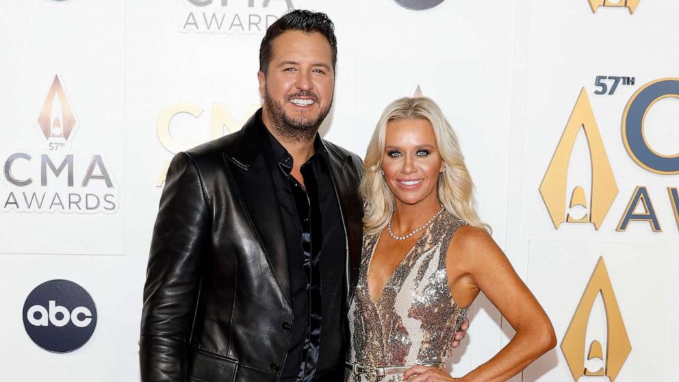 PHOTO: (L-R) Luke Bryan and Caroline Boyer attend the 57th Annual CMA Awards at Bridgestone Arena on Nov. 08, 2023 in Nashville, Tenn.