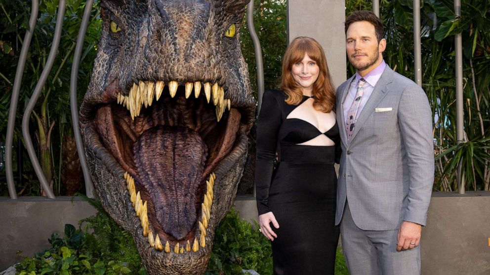 PHOTO: Bryce Dallas Howard and Chris Pratt attend the premiere of 'Jurassic World Dominion' in Los Angeles, June 06, 2022.