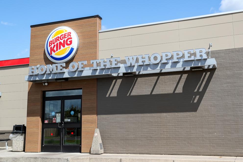 PHOTO: An exterior view of a Burger King fast food restaurant.