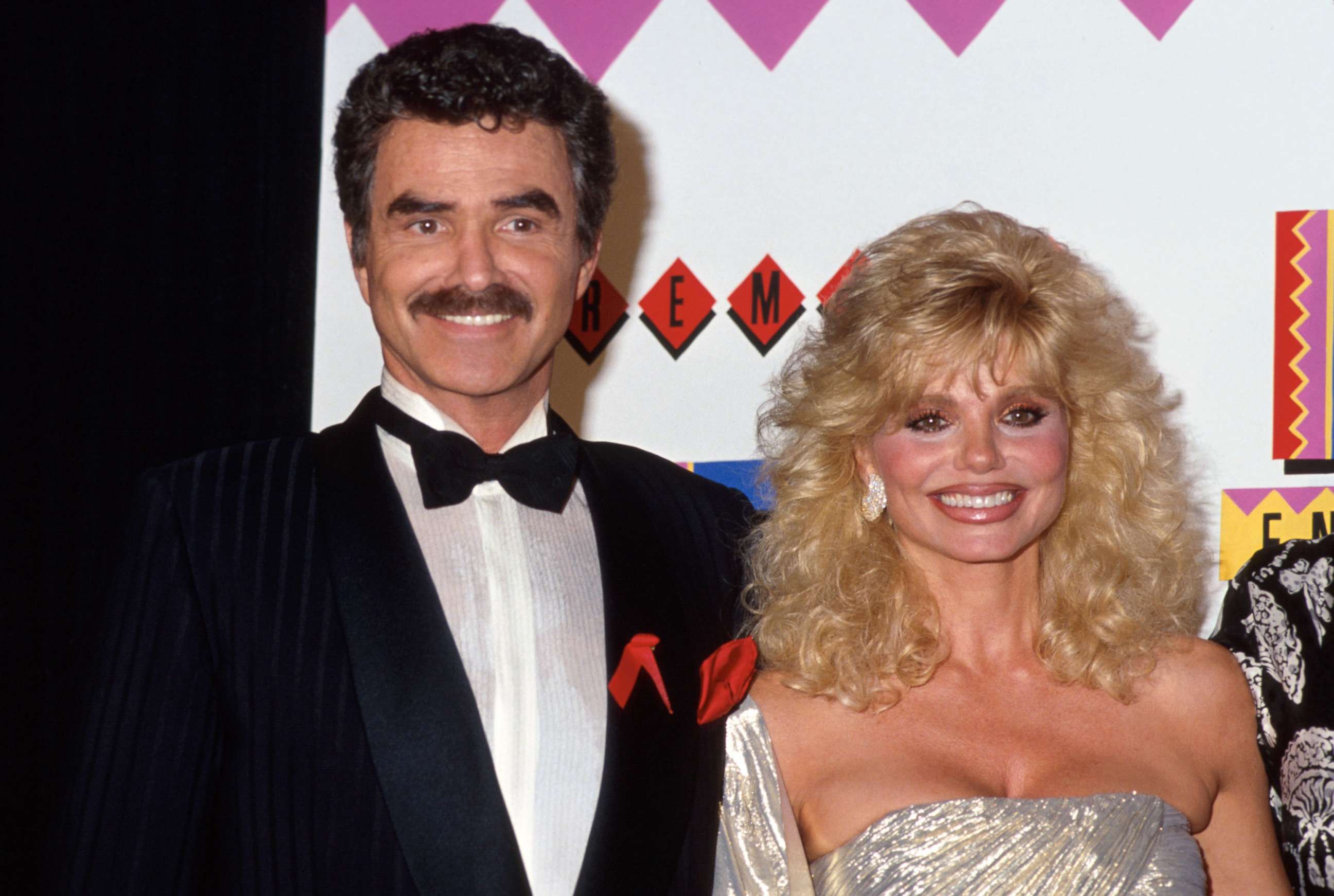 PHOTO: Actors Burt Reynolds and Loni Anderson pictured in 1992.