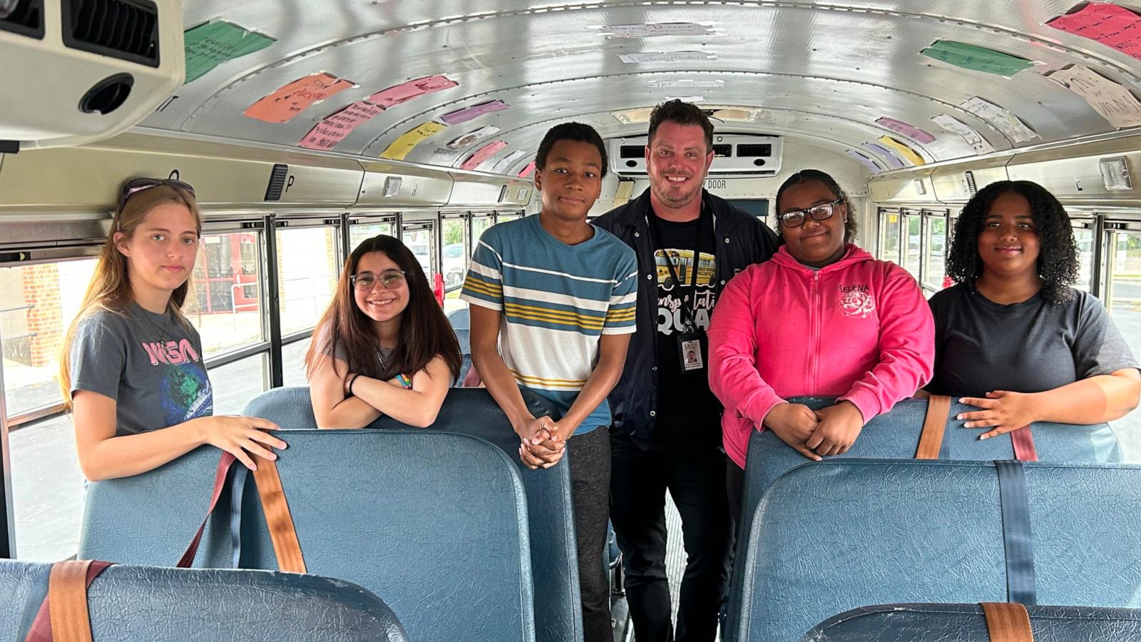 PHOTO: Anthony Burgess, a bus driver for Pinellas County Schools in Florida, spreads positivity to students with handwritten messages displayed on the inside of his school bus.