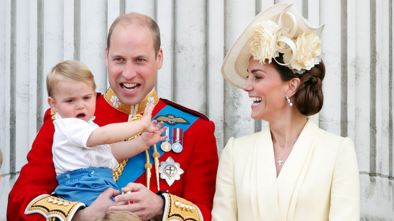 PHOTO: Prince William, Duke of Cambridge, Catherine, Duchess of Cambridge and their children stand on the balcony of Buckingham Palace during Trooping The Color, the Queen's annual birthday parade, on June 8, 2019 in London.