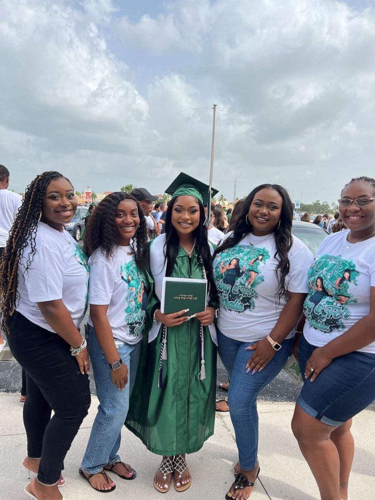 PHOTO: Khalia Carter poses with her four sisters, who all went to support her at her May graduation from Fort Myers High School, which was held at Hertz Arena in Fort Myers, Fla., May 21, 2022.