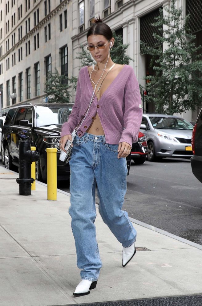 PHOTO: Bella Hadid arrives at her apartment on Sept. 11, 2018, in New York.