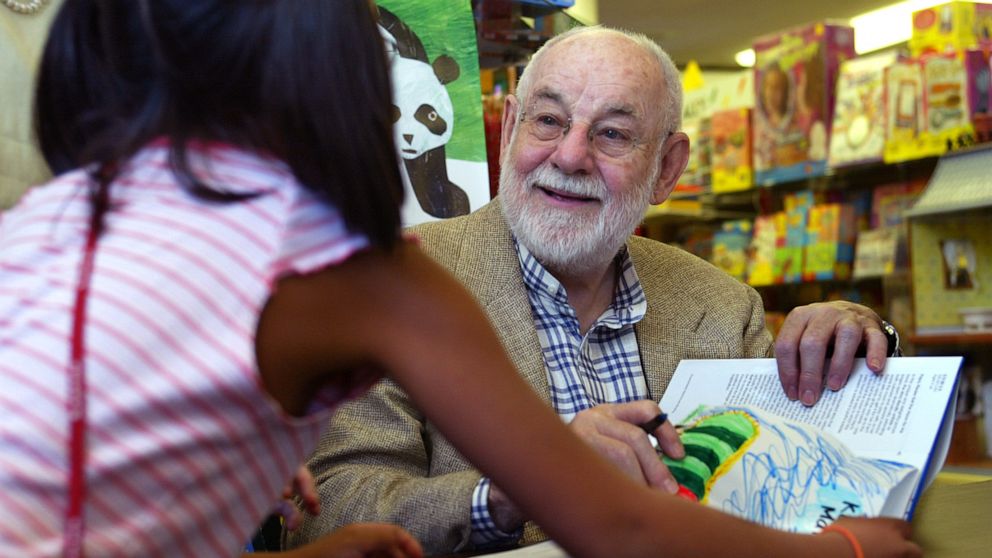 PHOTO: Illustrator Eric Carle, one of the giants in the field of children's books during a book signing at San Marino Toy and BookShoppe in San Marino, Calif., Aug. 20, 2003. 