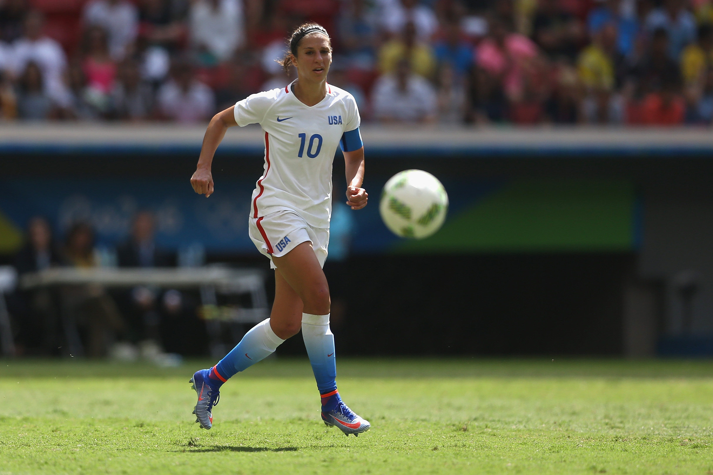 PHOTO: Carli Lloyd of the U.S. moves the ball against Sweden in the first half during the Women's Football Quarterfinal match at Mane Garrincha Stadium on Day 7 of the Rio 2016 Olympic Games, August 12, 2016 in Brasilia, Brazil.