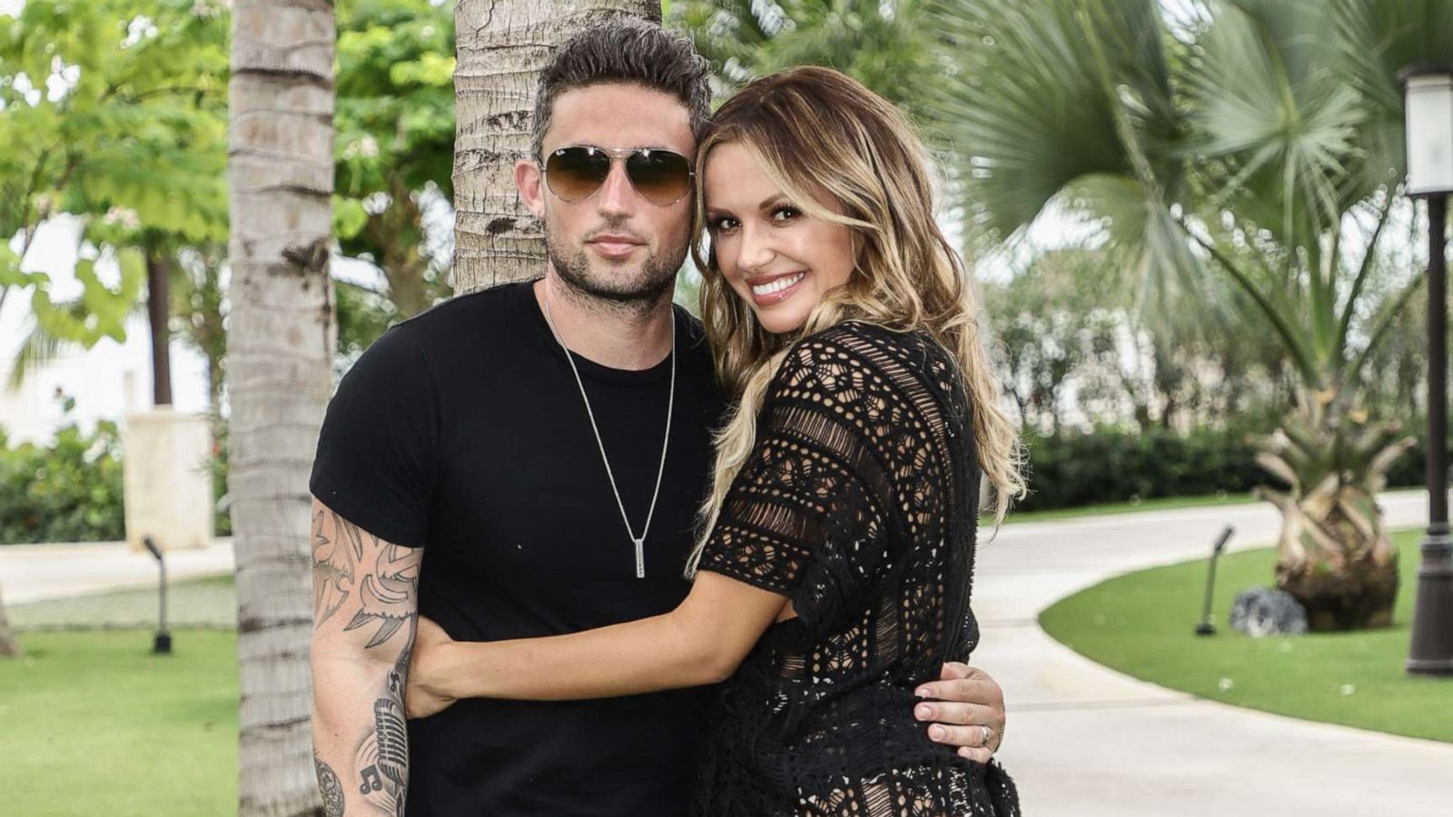 Carly Pearce recalls 1st date with husband Michael Ray - ABC News